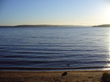 Красивейшая панорама озера с пляжа, куда подъехать можно только на УАЗике!
