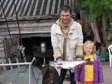 На рыбалку за лососем семьей, июль 2006.